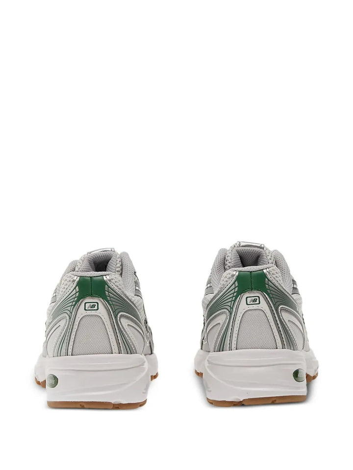 New Balance 740 - Branco/Prateado Metálico/Verde Escuro