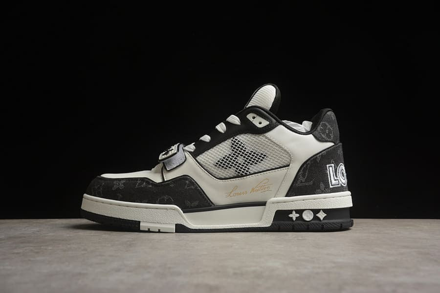 Louis Vuitton Trainer – Preto/Branco