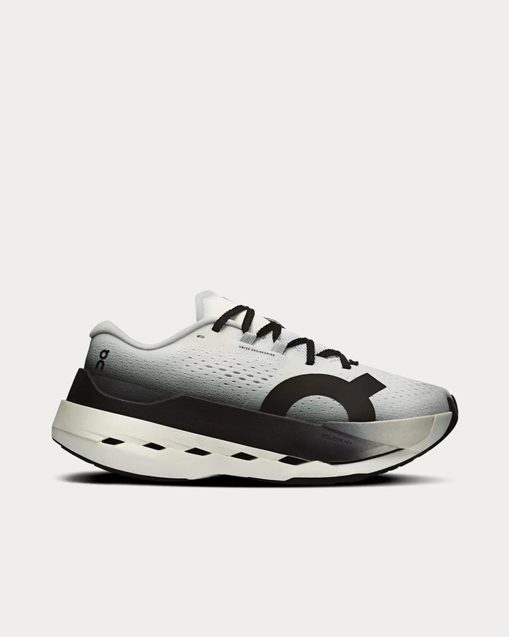 On Running Cloudboom Max - Branco/Preto