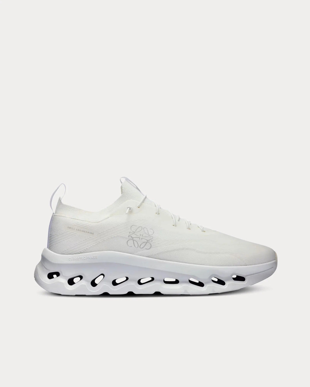 On Running x Loewe Cloudtilt - Branco