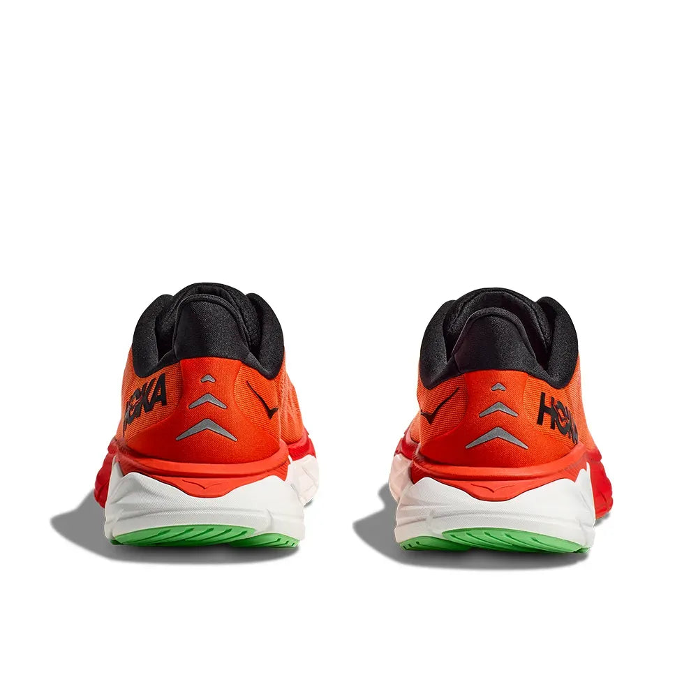 Hoka Arahi 6 - Laranja