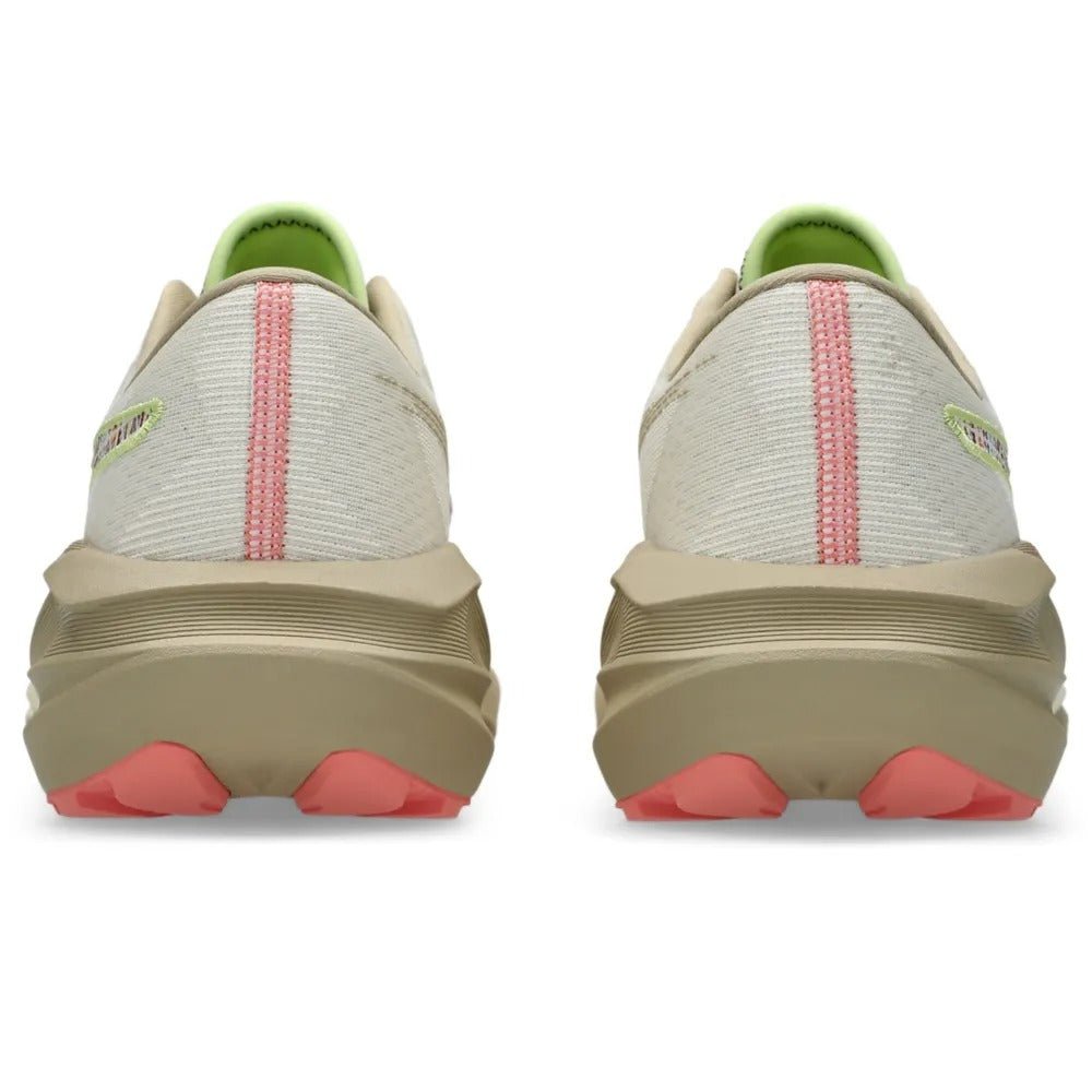 ASICS Novablast 5 – Bege/Rosa