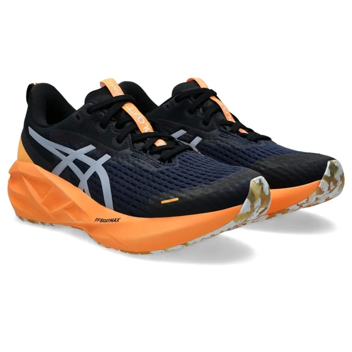 ASICS Novablast 5 – Preto/Laranja