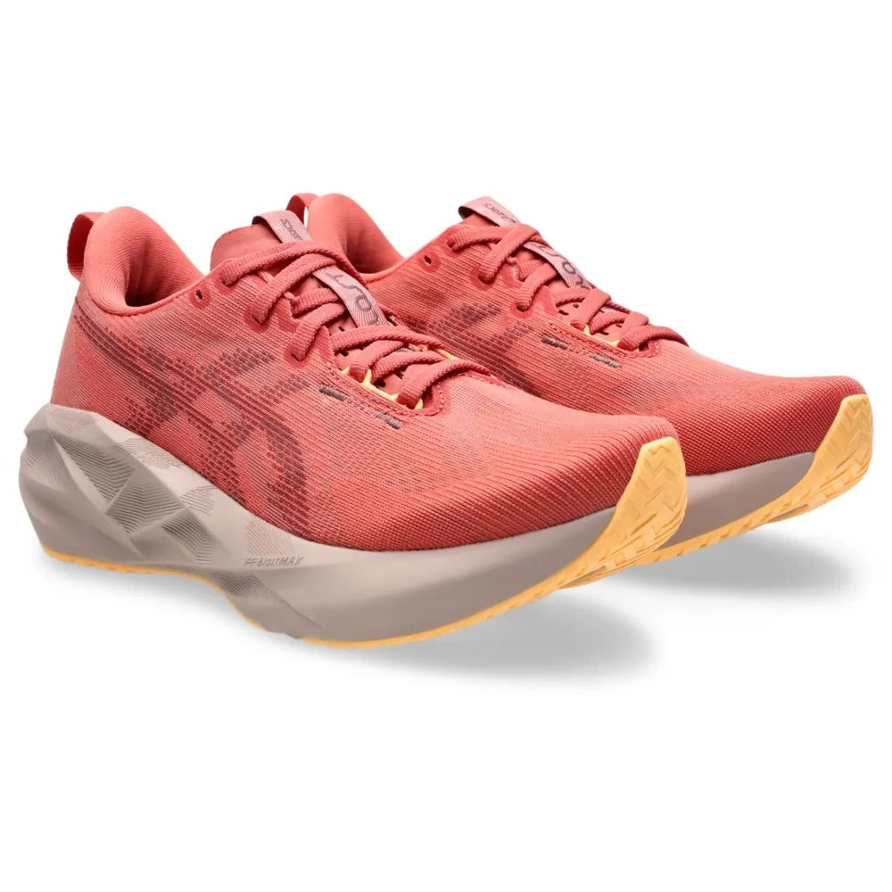 ASICS Novablast 5 – Rosa/Bege
