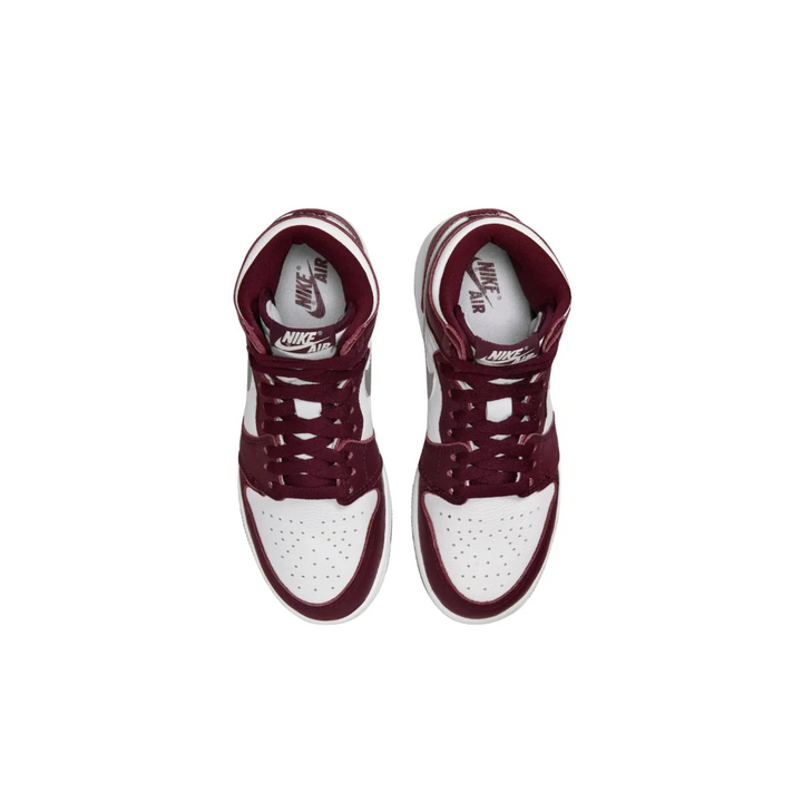 Jordan 1 Retro High - Branco/Bordeaux/Prata Metalizado