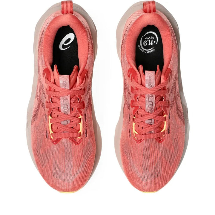 ASICS Novablast 5 – Rosa/Bege