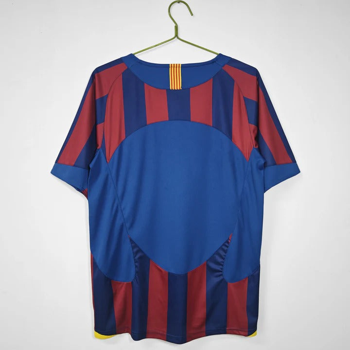 Camisa Retrô Barcelona 2005/06 Home