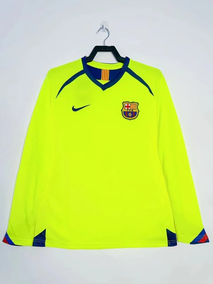 Camisa Retrô Barcelona 2005/06 Away - Manga Longa
