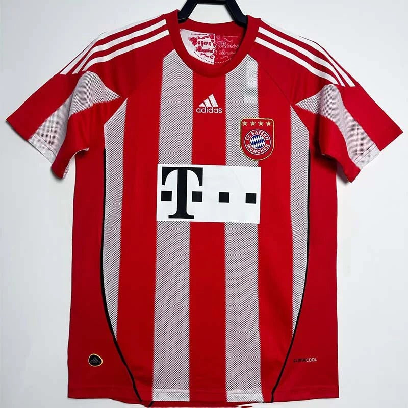 Camisa Retrô Bayern de Munique 2010/11 Home