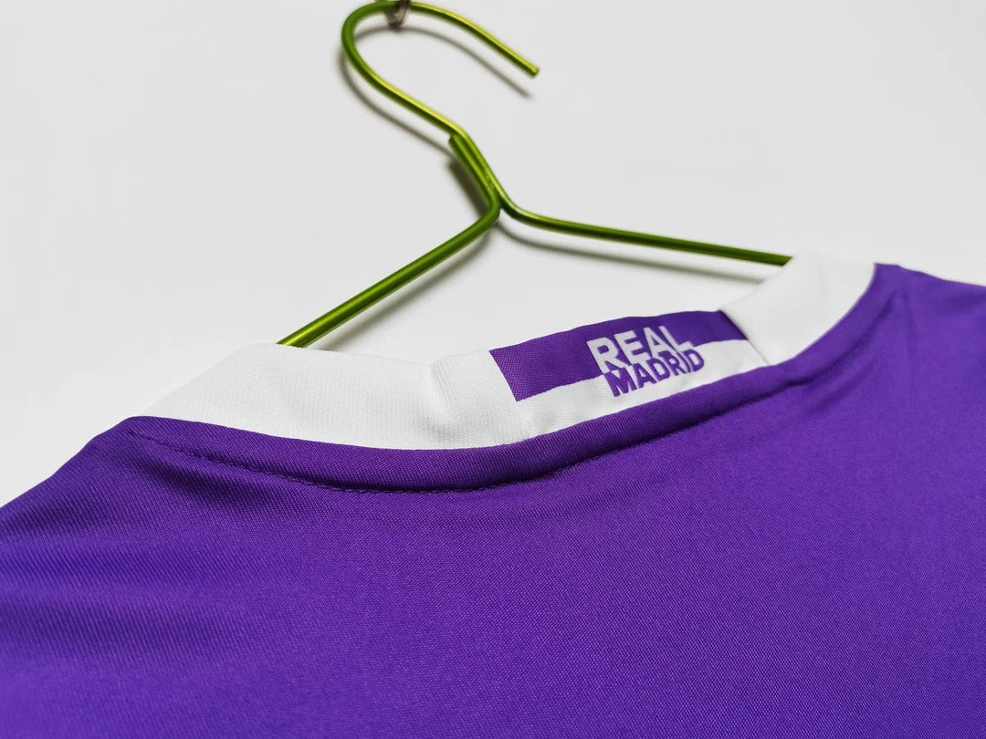 Camisa Retrô UCL Real Madrid 2016/17 Away
