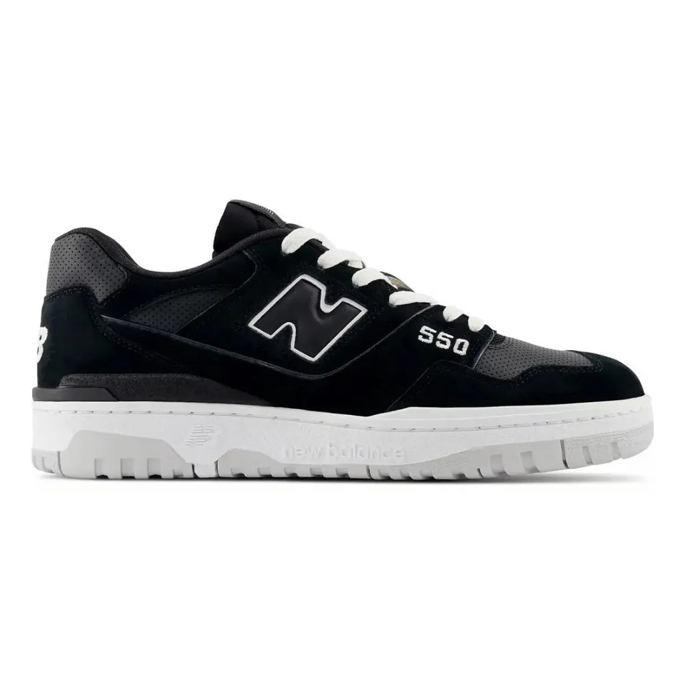 New Balance 550 Suede Perforated Leather – Preto/Branco