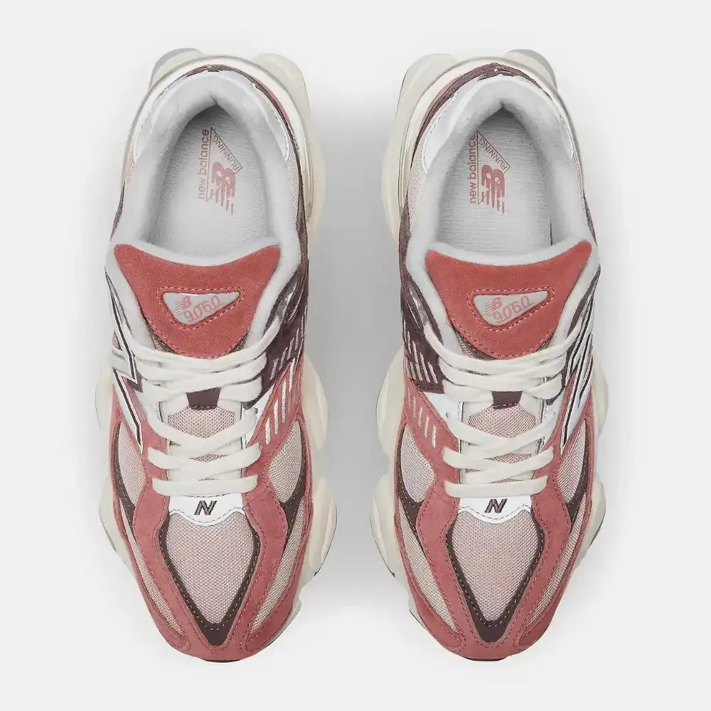 New Balance 9060 - Mineral Vermelho/Trufa