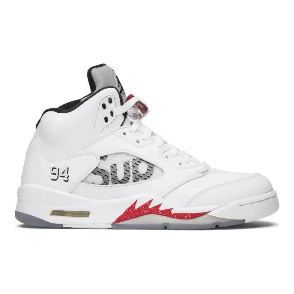Supreme x Air Jordan 5 Retro - Branco