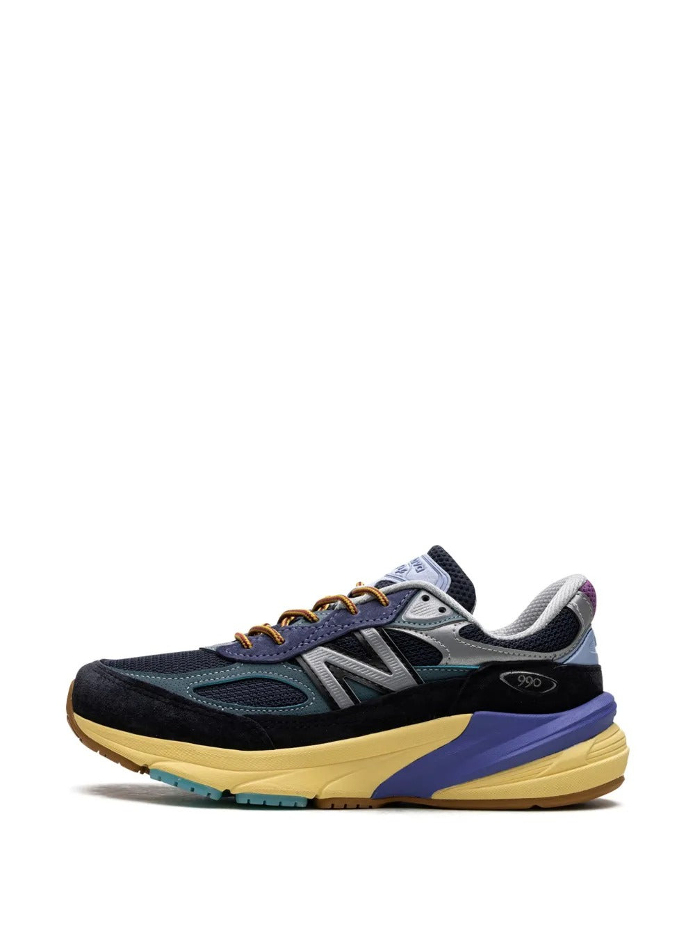 New Balance x Action Bronson 990 v6 - Preto