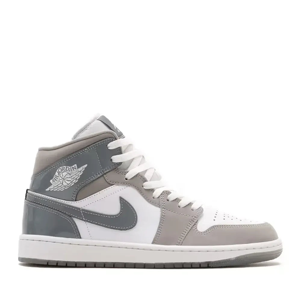 Air Jordan 1 Mid SE - Branco/Cinza