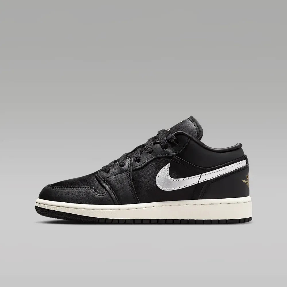 Air Jordan 1 Low SE GS - Preto/Branco