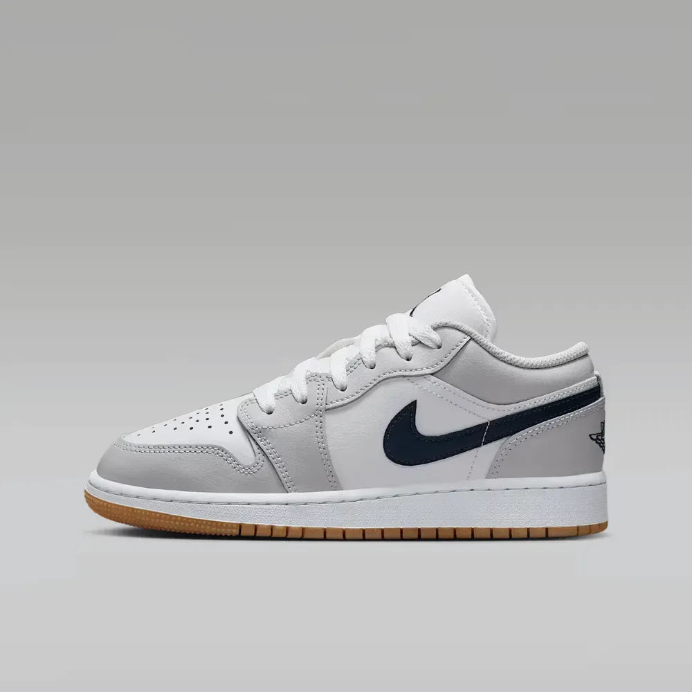 Air Jordan 1 Low GS - Branco/Cinza Neutro/Azul Marinho