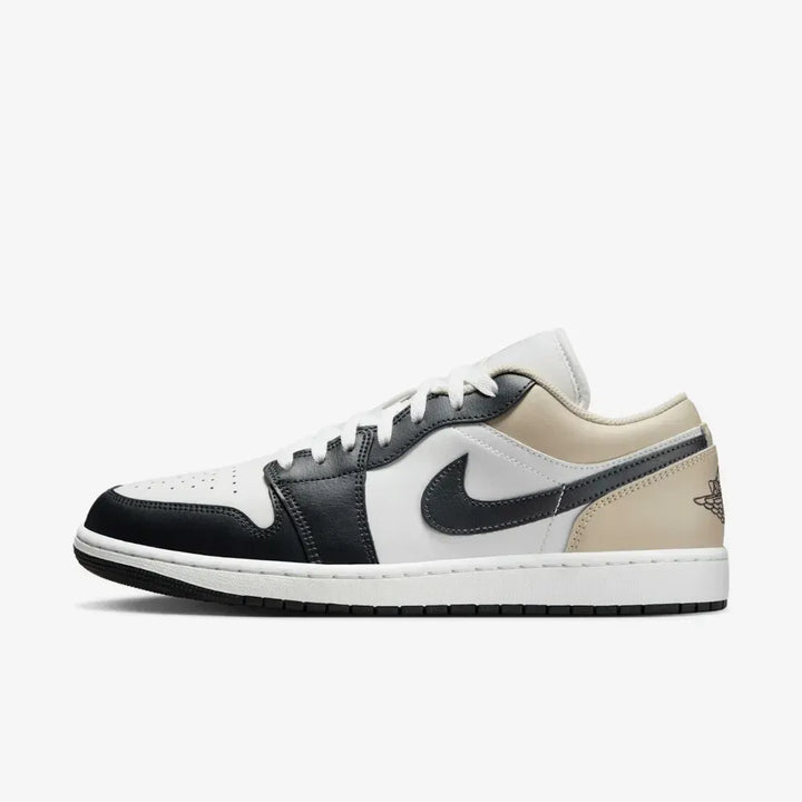 Air Jordan 1 Low - Branco/Preto/Creme