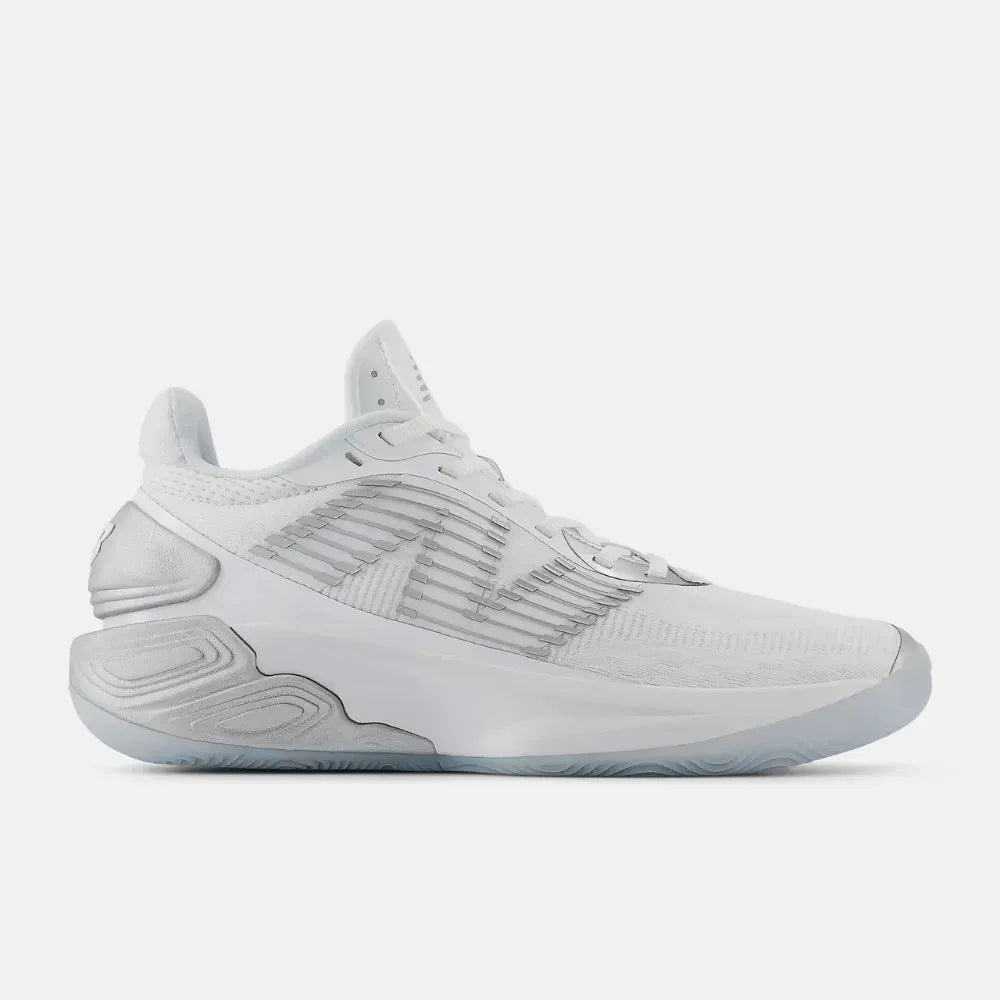 New Balance TWO WXY V5 – Branco/Prateado Metálico