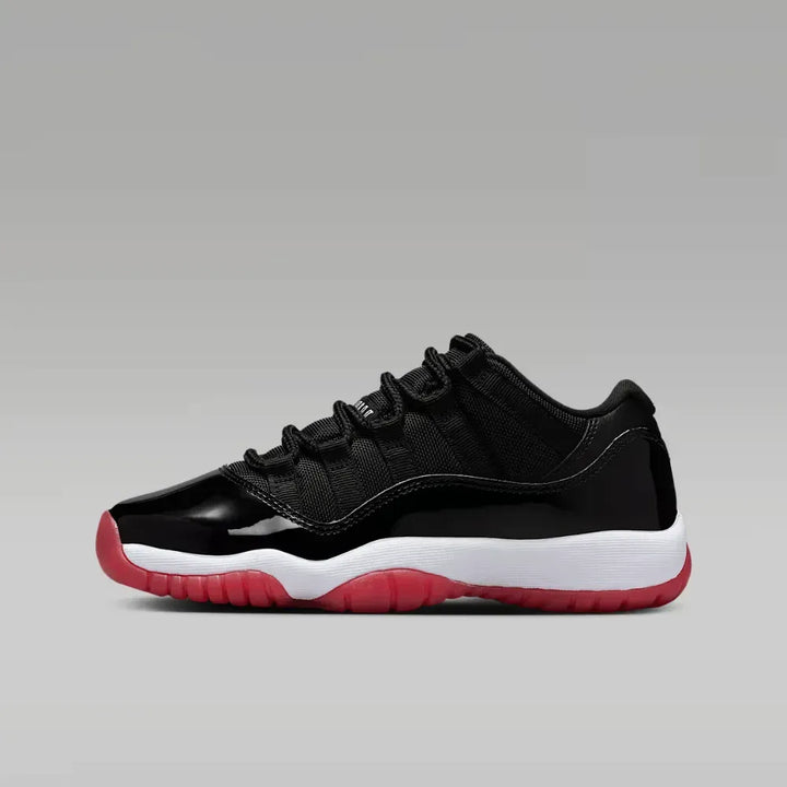 Air Jordan 11 Low GS - Preto/Vermelho