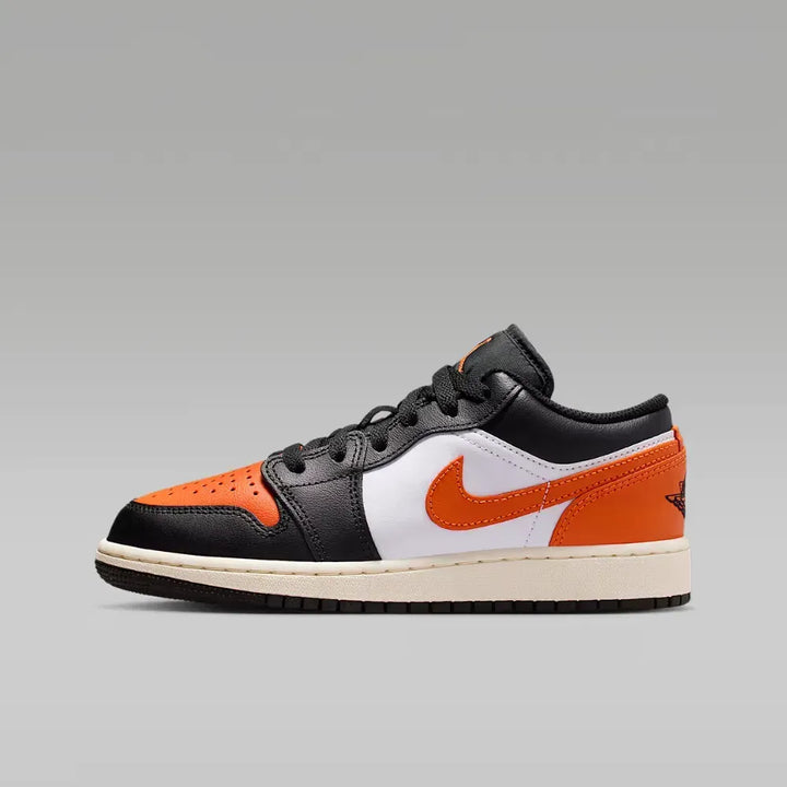 Air Jordan 1 Low GS - Laranja/Preto