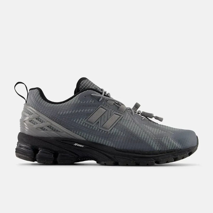 New Balance 1906R - Cinza/Preto