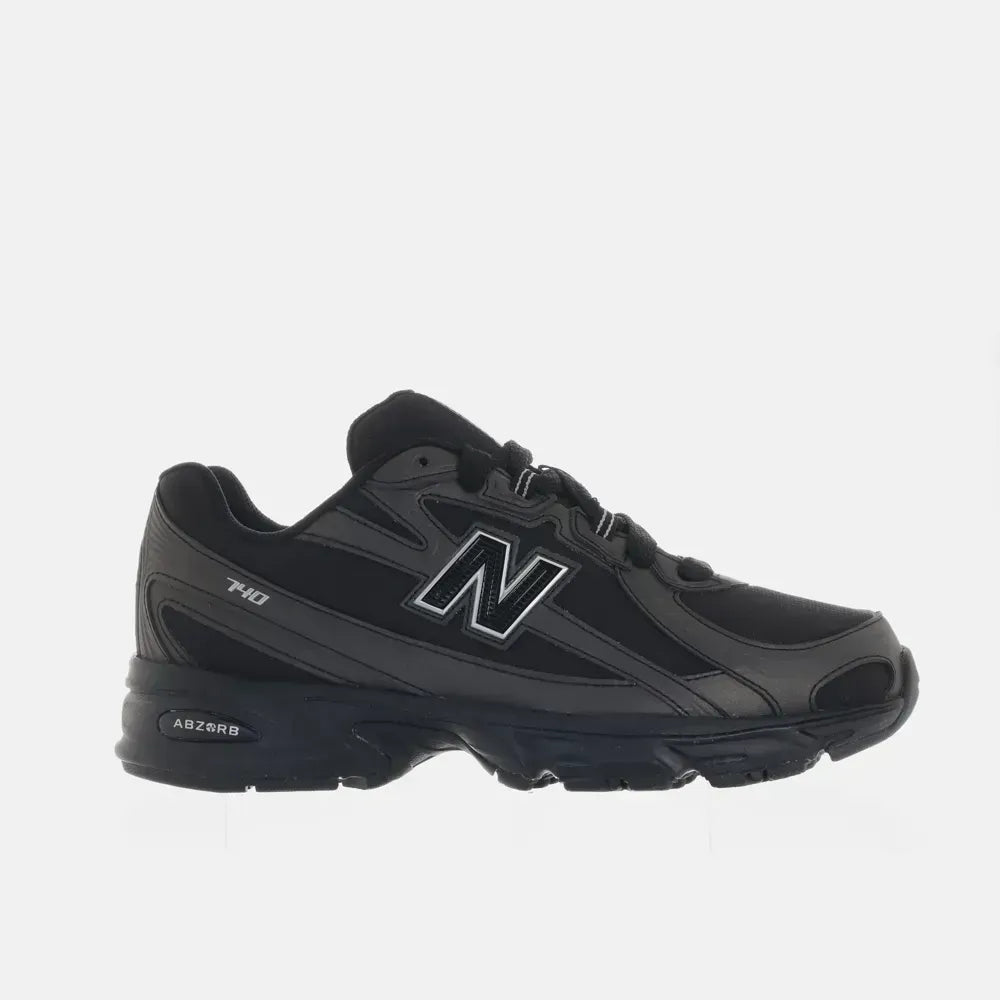 New Balance 740 - Preto/Prata