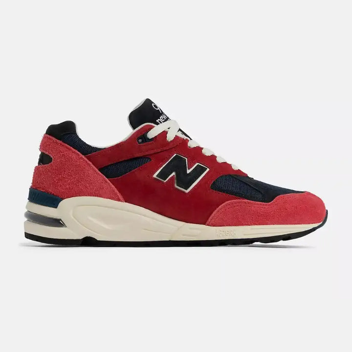 New Balance 990v2 - Vermelho/Preto/Bege