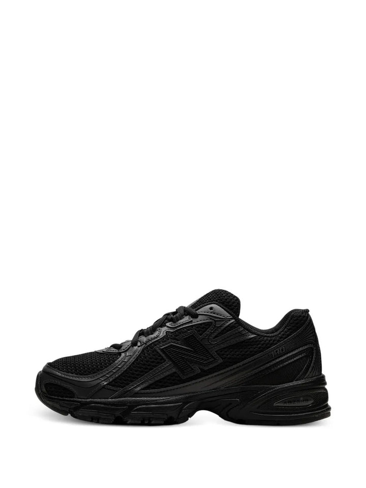 New Balance 740 - Preto