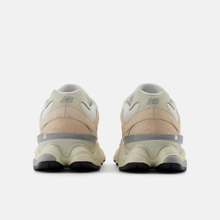 New Balance 9060 – Rosa Vintage/Sal Marinho/Prata