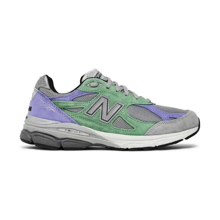 Stray Rats x New Balance 990v3 - Verde/Cinza