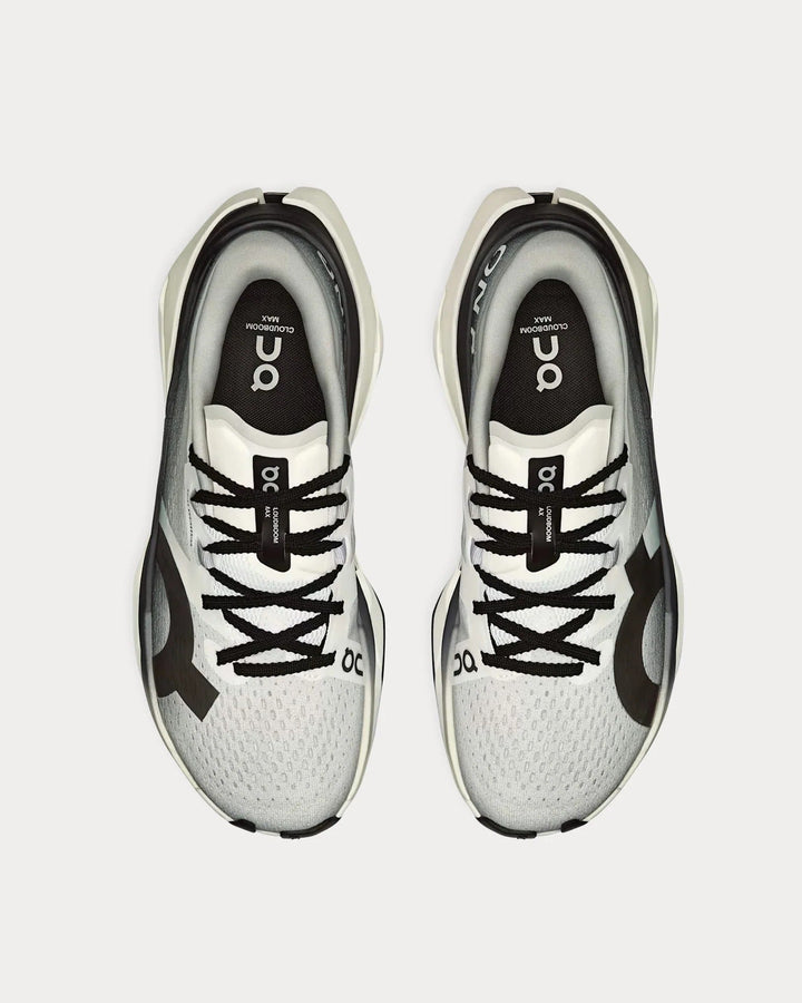 On Running Cloudboom Max - Branco/Preto