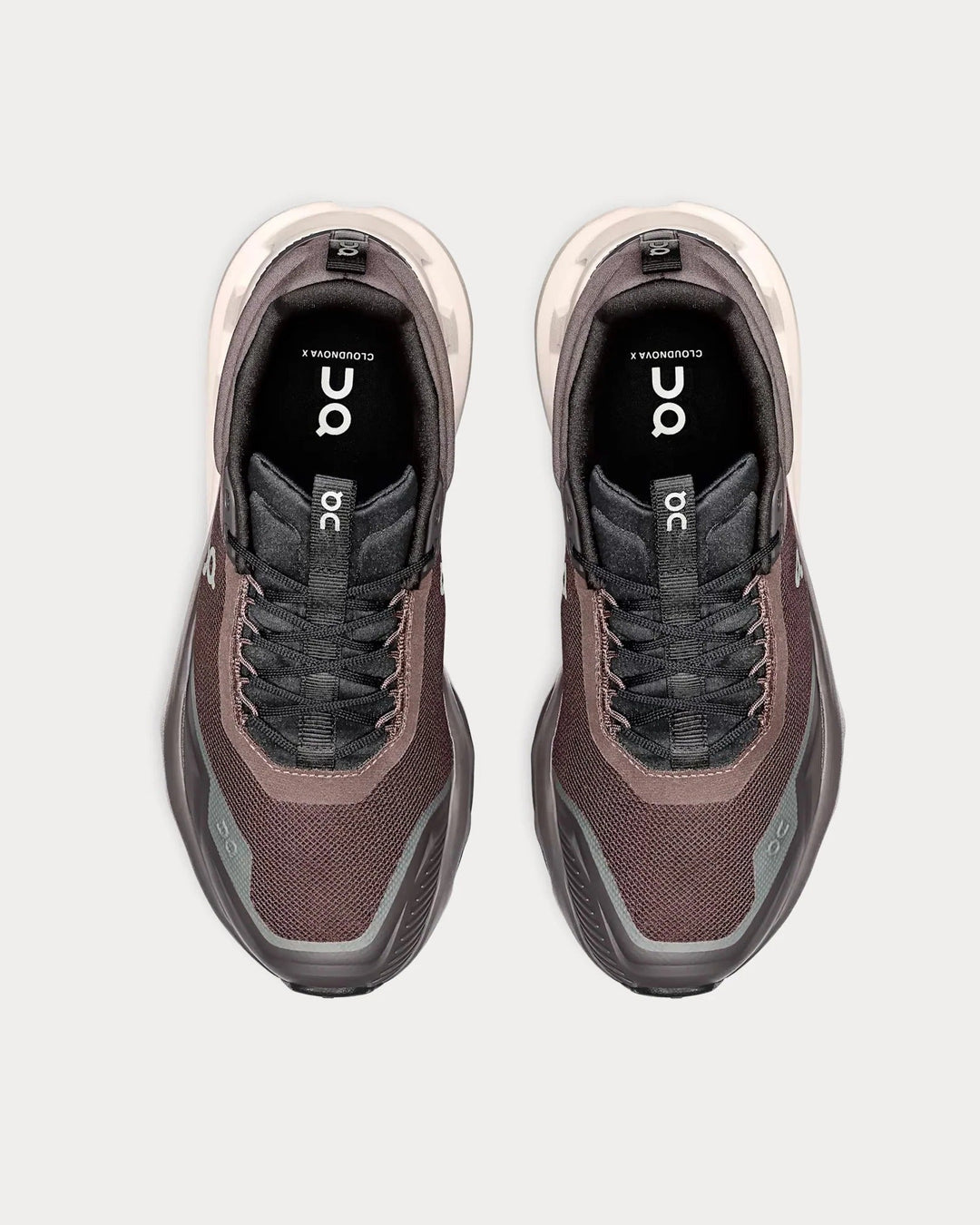 On Running Cloudnova X - Seixo/Preto