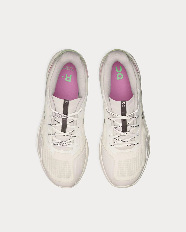 On Running The Roger ADV Z5 – Branco/Marfim