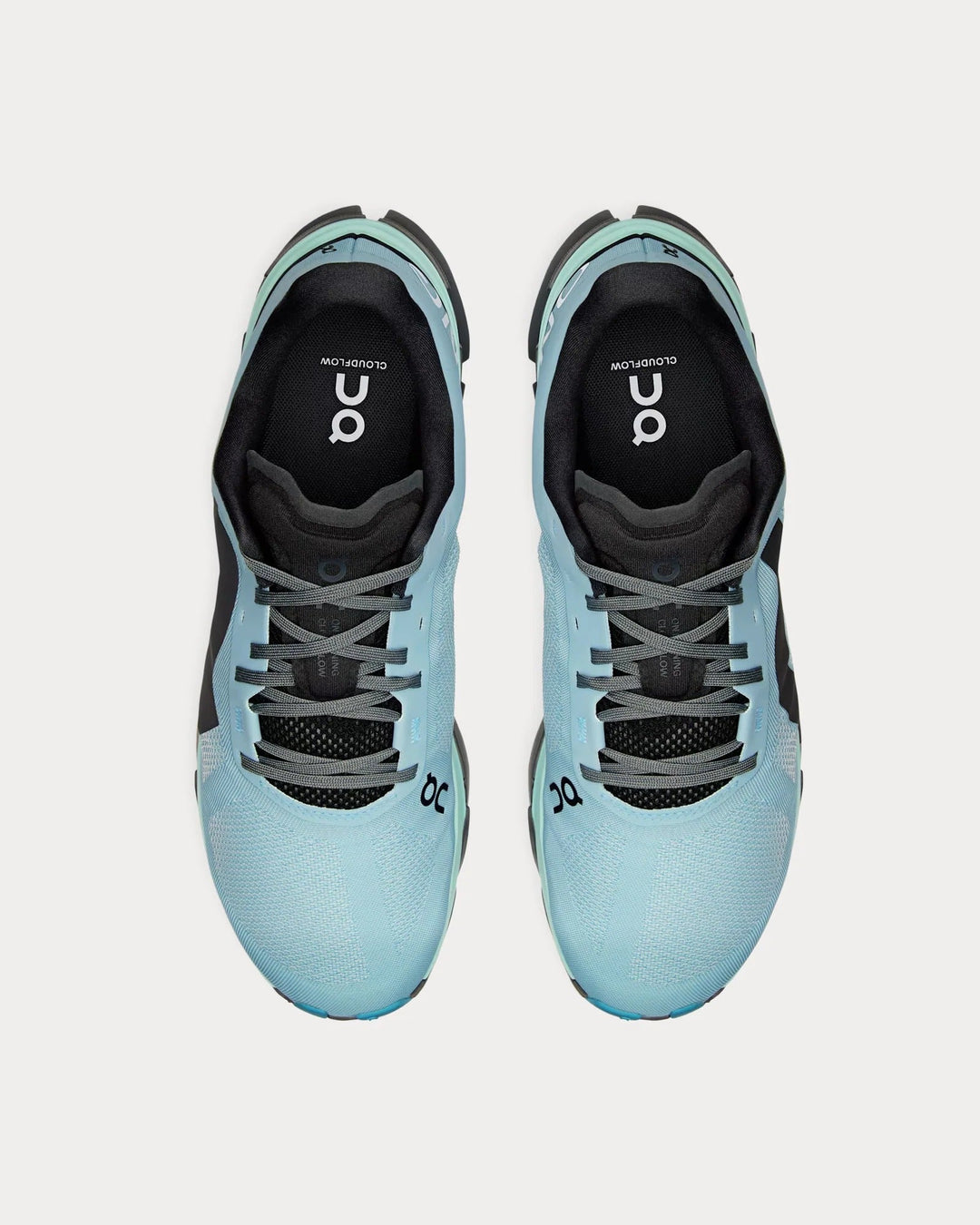 On Running Cloudflow 5 – Ártico/Azul claro
