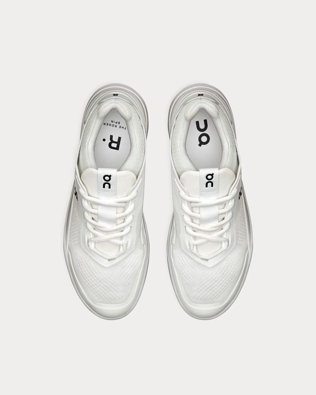 On Running The Roger Spin – Branco/Preto