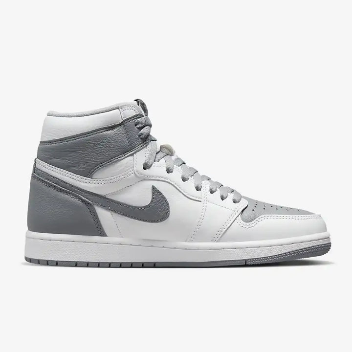 Jordan 1 Retro High OG Cinza Stealth