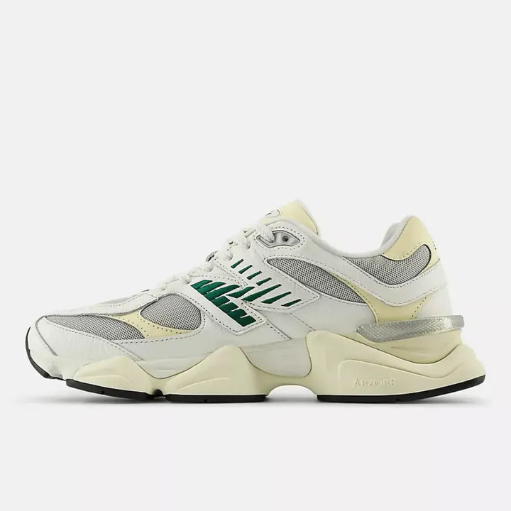New Balance 9060 – Sal Marinho/Verde Musgo/Cálcio