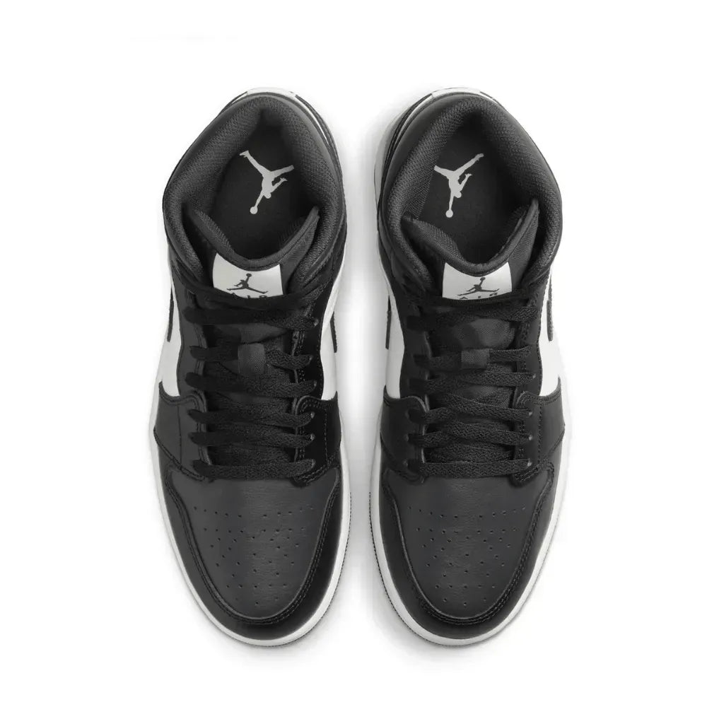 Air Jordan 1 Mid - Preto/Branco