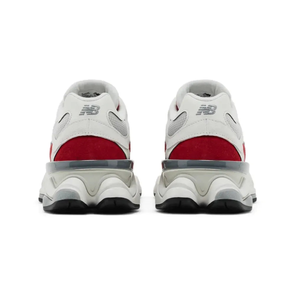 New Balance 9060 – Branco/Vermelho
