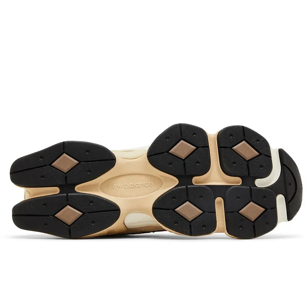 New Balance 9060 – Marrom