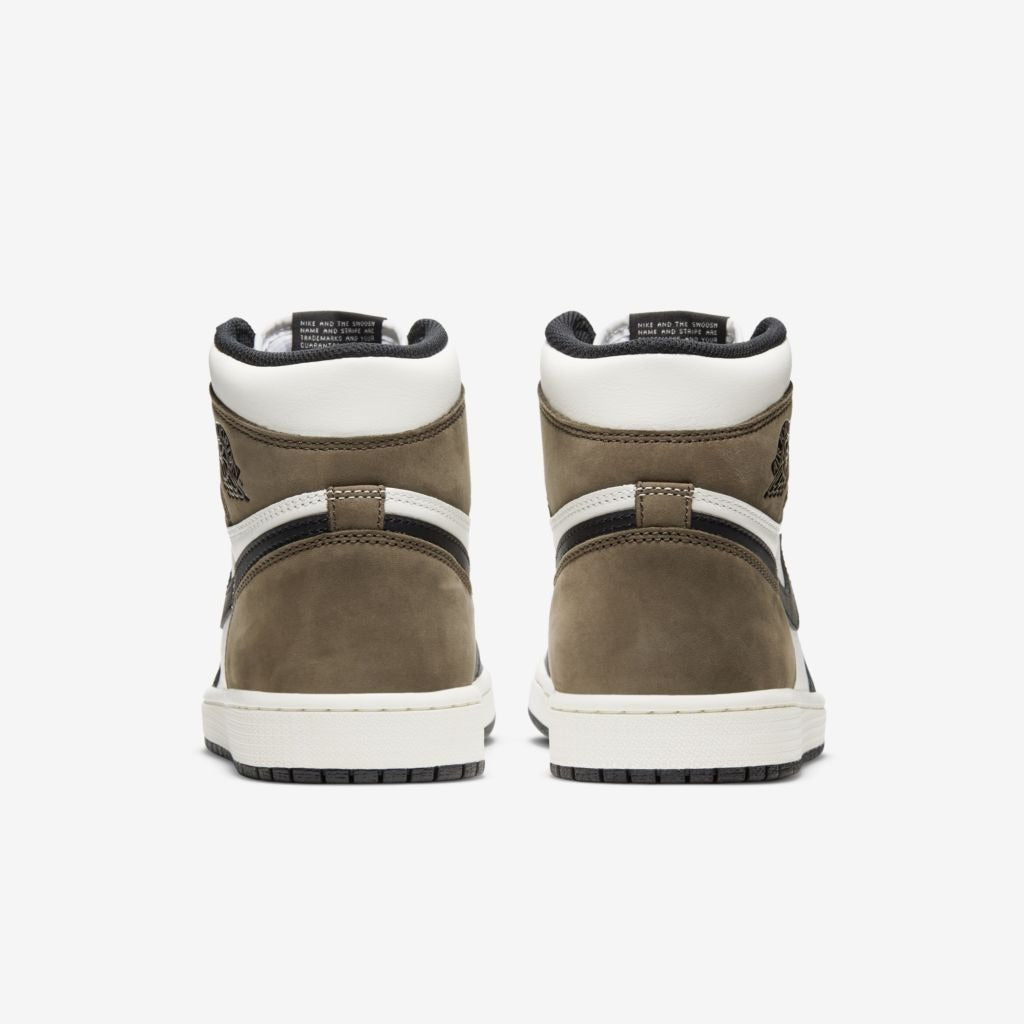 Jordan 1 Retro High - Branco/Preto/Marrom Mocha