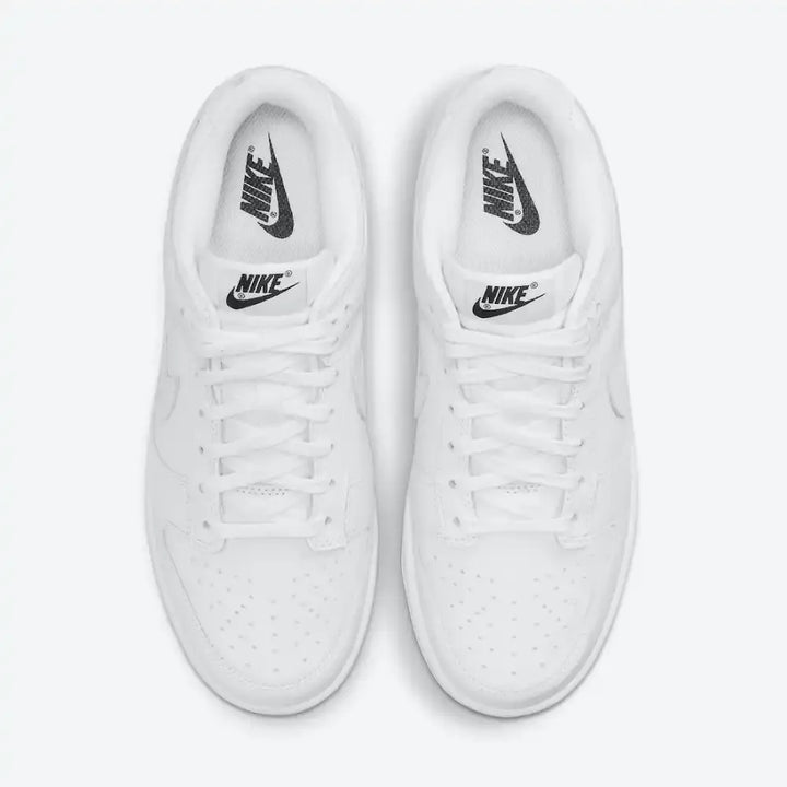 Nike Dunk Low - Triplo Branco
