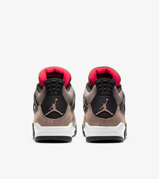 Air Jordan 4 - Marrom/Preto/Branco
