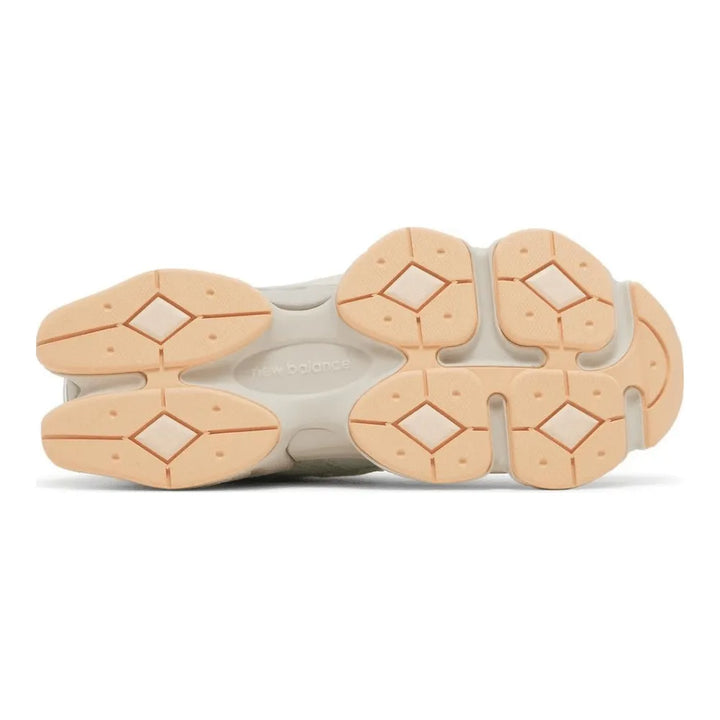 The Whitaker Group x New Balance 9060 Missing Pieces Pack - Prateado