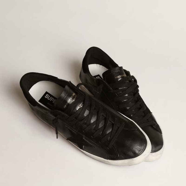 Golden Goose Super-Star – Preto com Estrela Preta