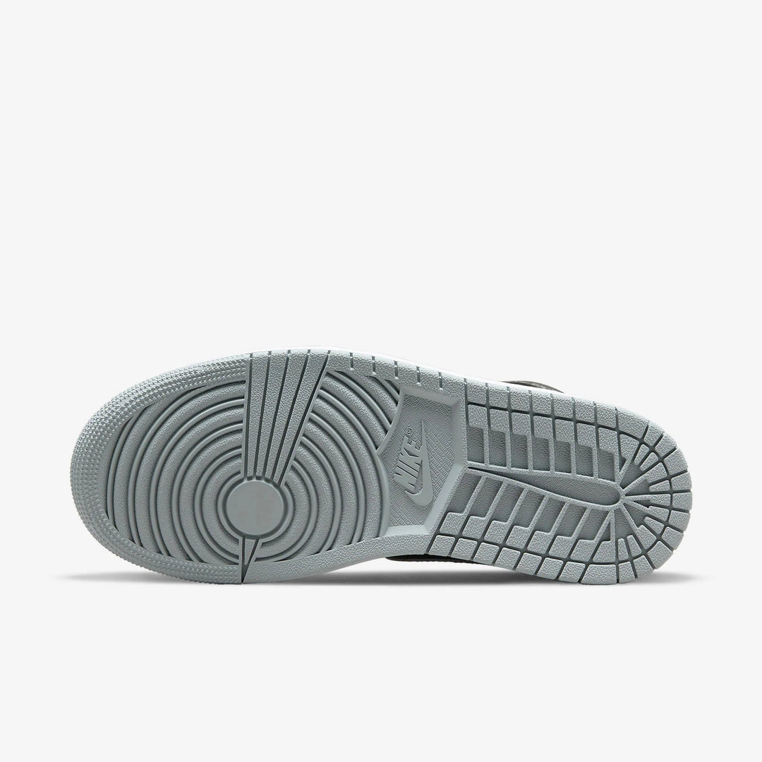 Jordan 1 Mid - Preto/Cinza/Branco