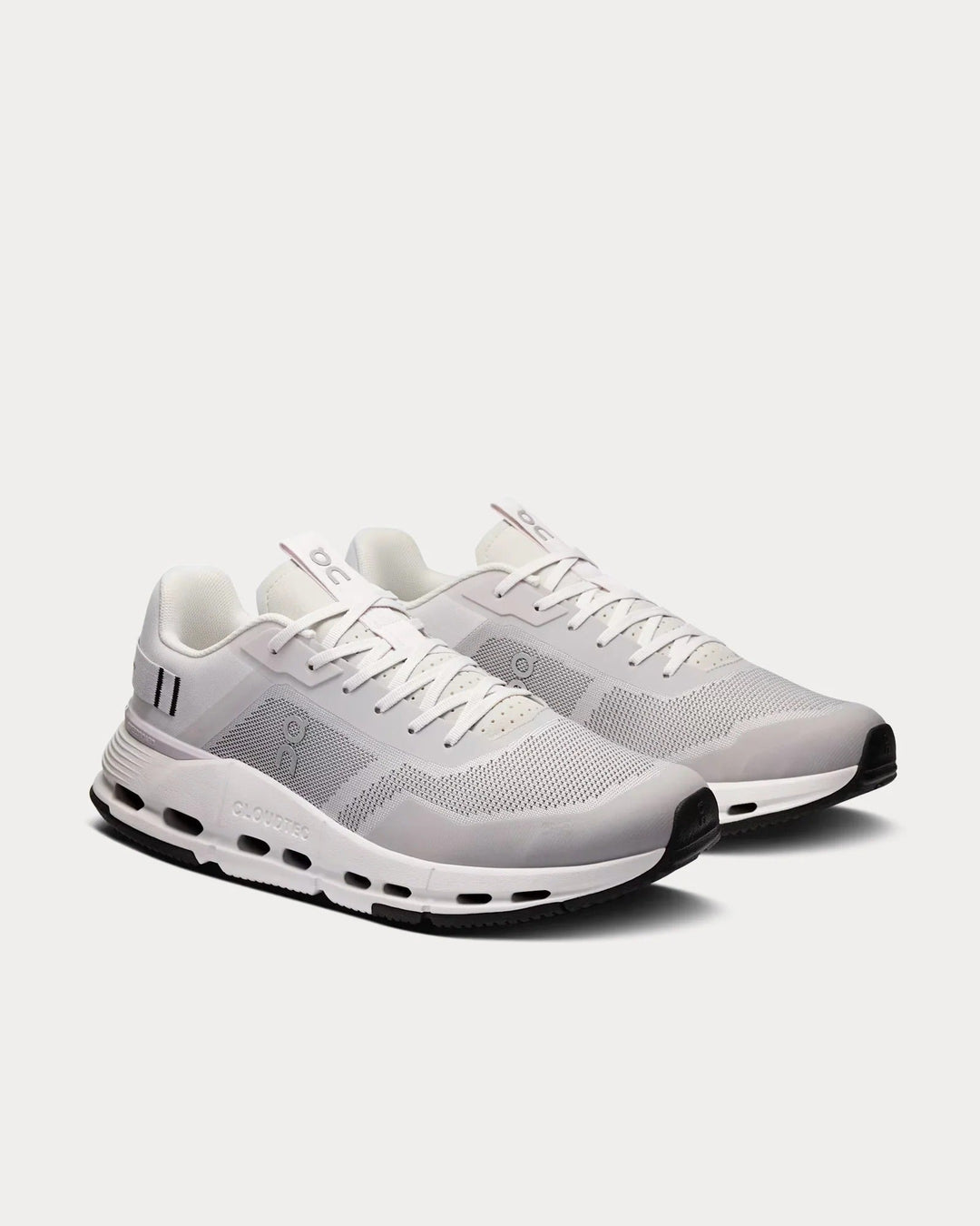 On Running Cloudnova Forma 2 TT - Geada/Branco