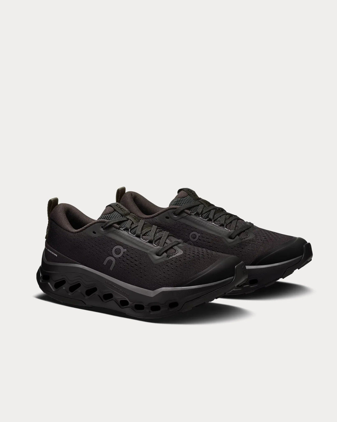 On Running Cloudsurfer Trail 2 - Preto