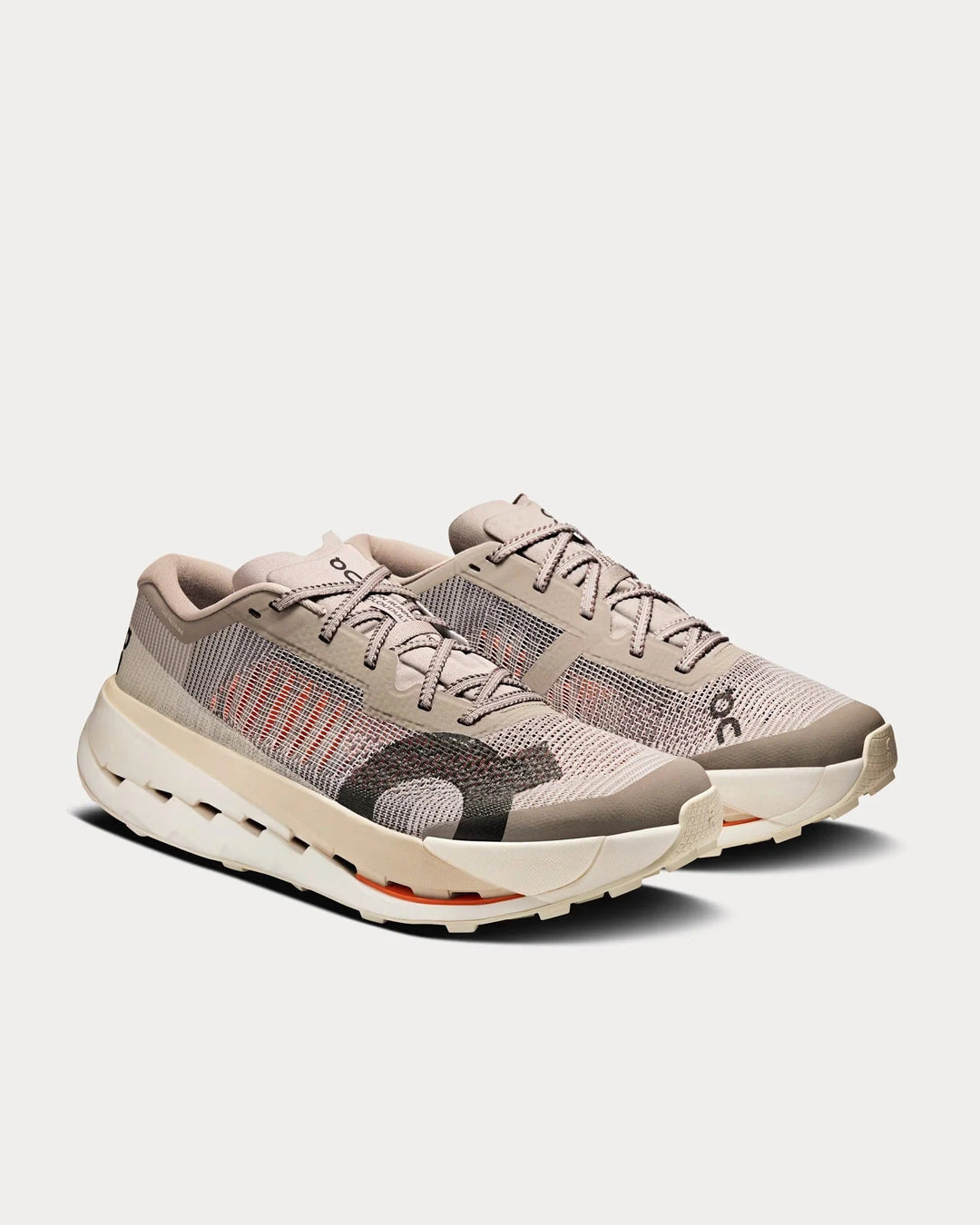 On Running Cloudultra Pro - Cinza Cinder/Pérola